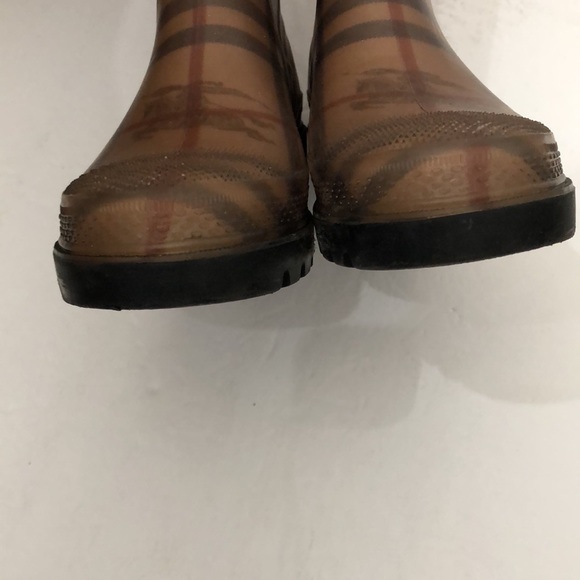 BURBERRY BROWN CHECK RUBBER RAIN BOOTS WOMENS SIZE 36 - Picture 8 of 14